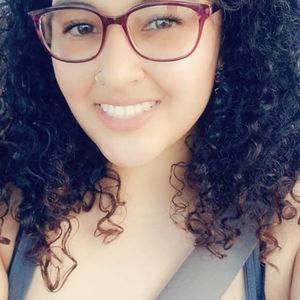 Meet your Posher, Alicia